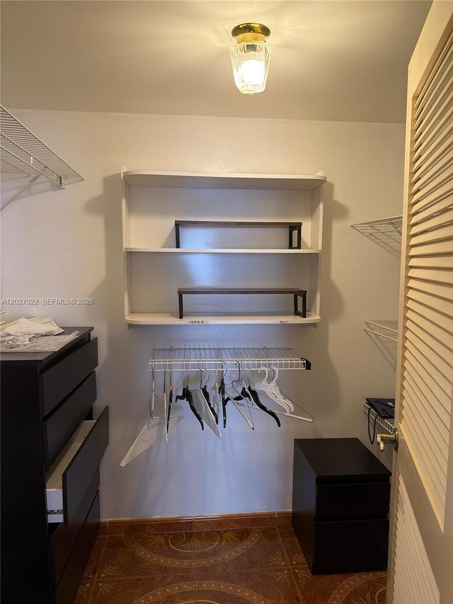 OLYMPUS CONDO PHASE · #1712 in Hallandale Beach - Photo 17