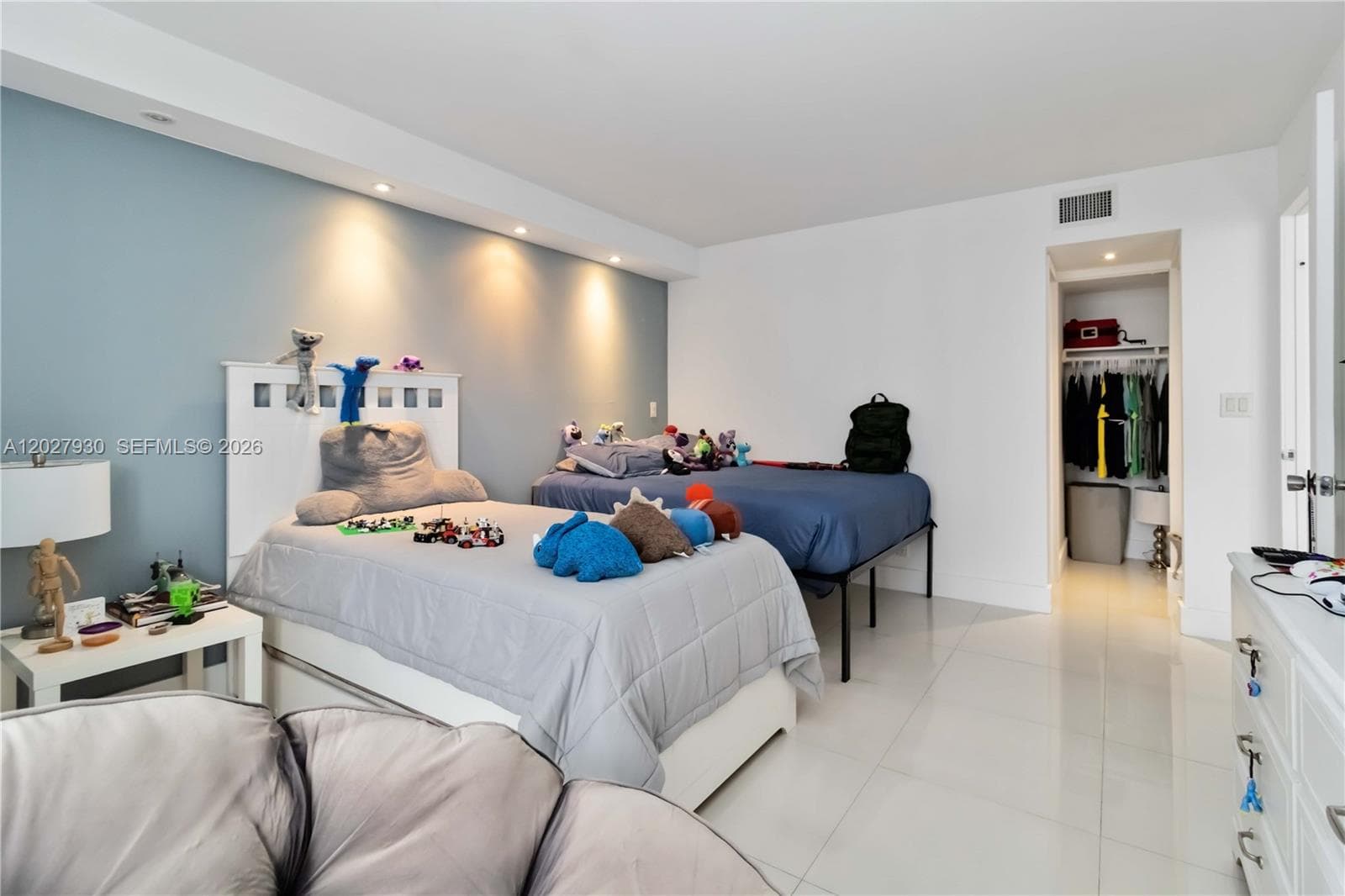 Arlen House East · #2014 in Sunny Isles Beach - Photo 28