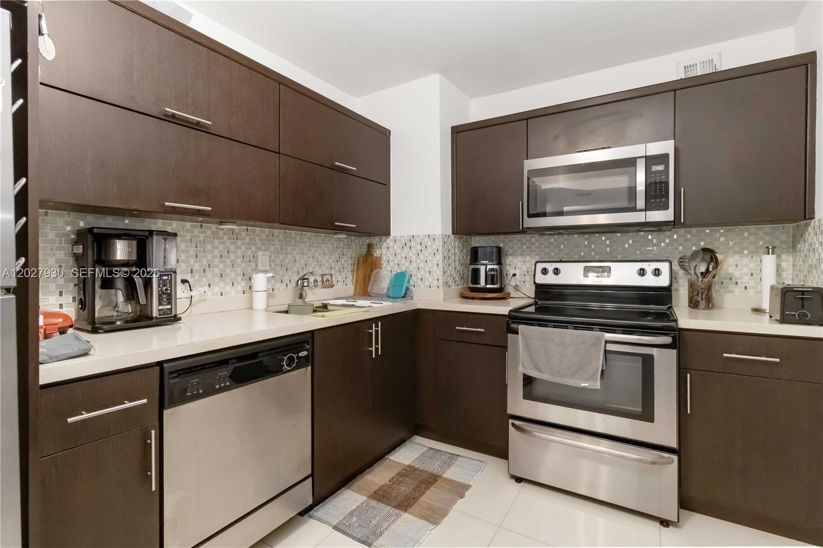 Arlen House East · #2014 in Sunny Isles Beach - Photo 18