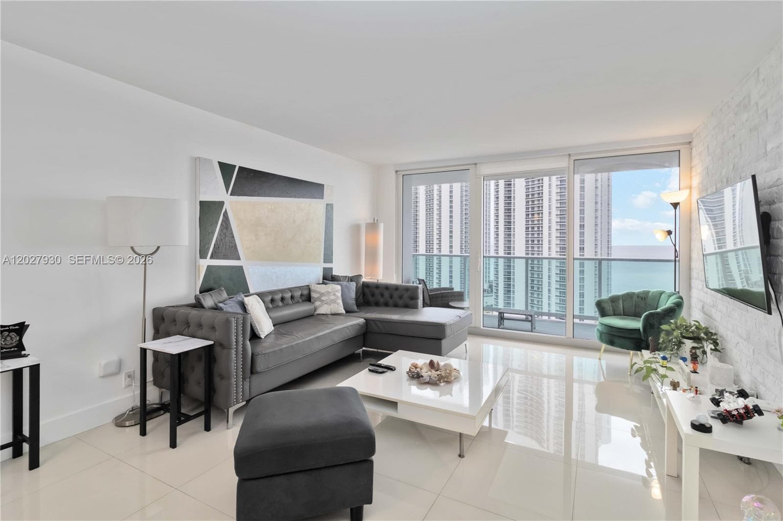 Arlen House East · #2014 in Sunny Isles Beach - Photo 15