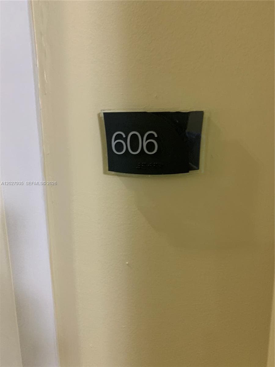 DUO CONDO WEST · #606W in Hallandale Beach - Photo 1