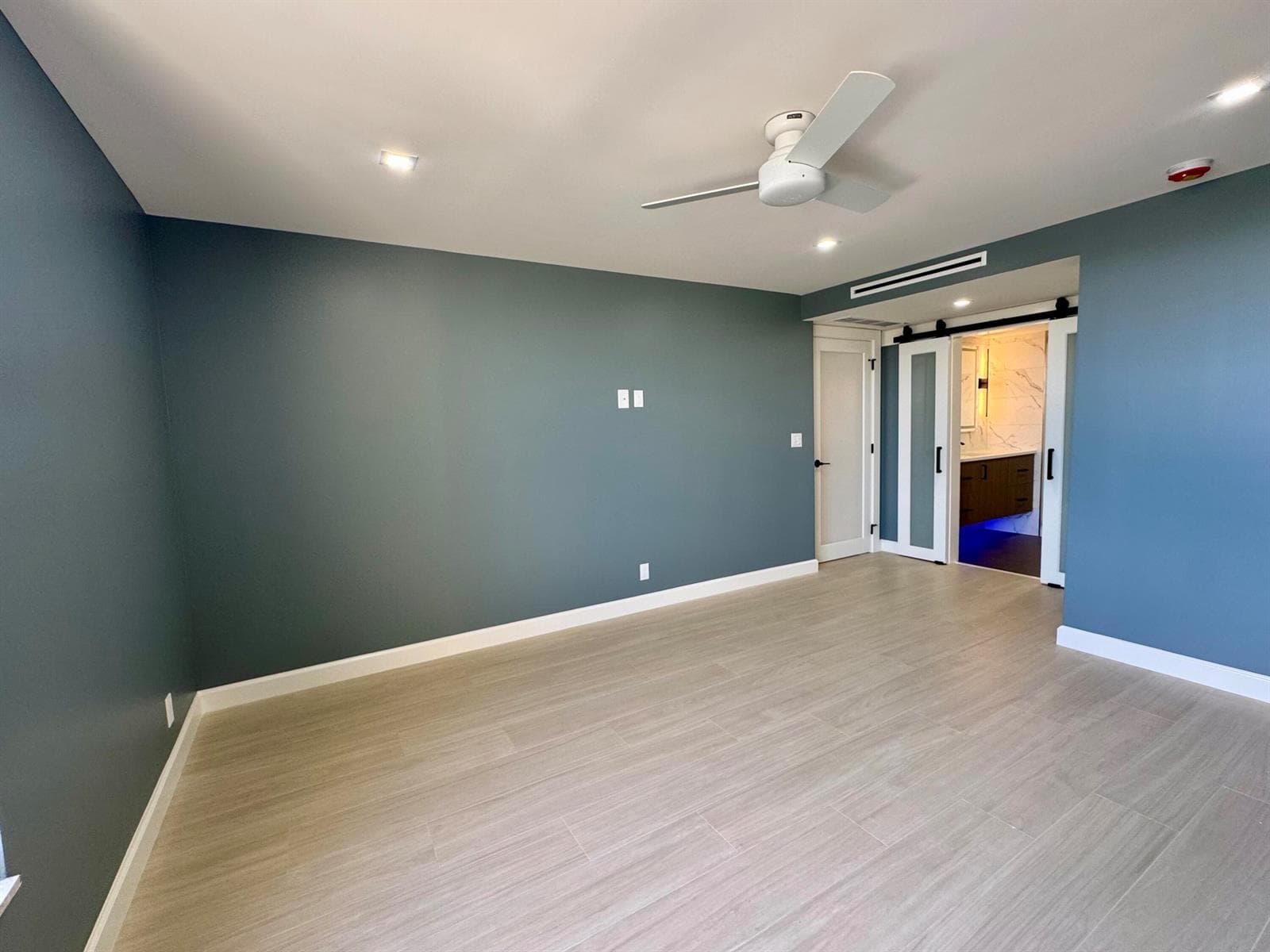 603 M bedroom 1