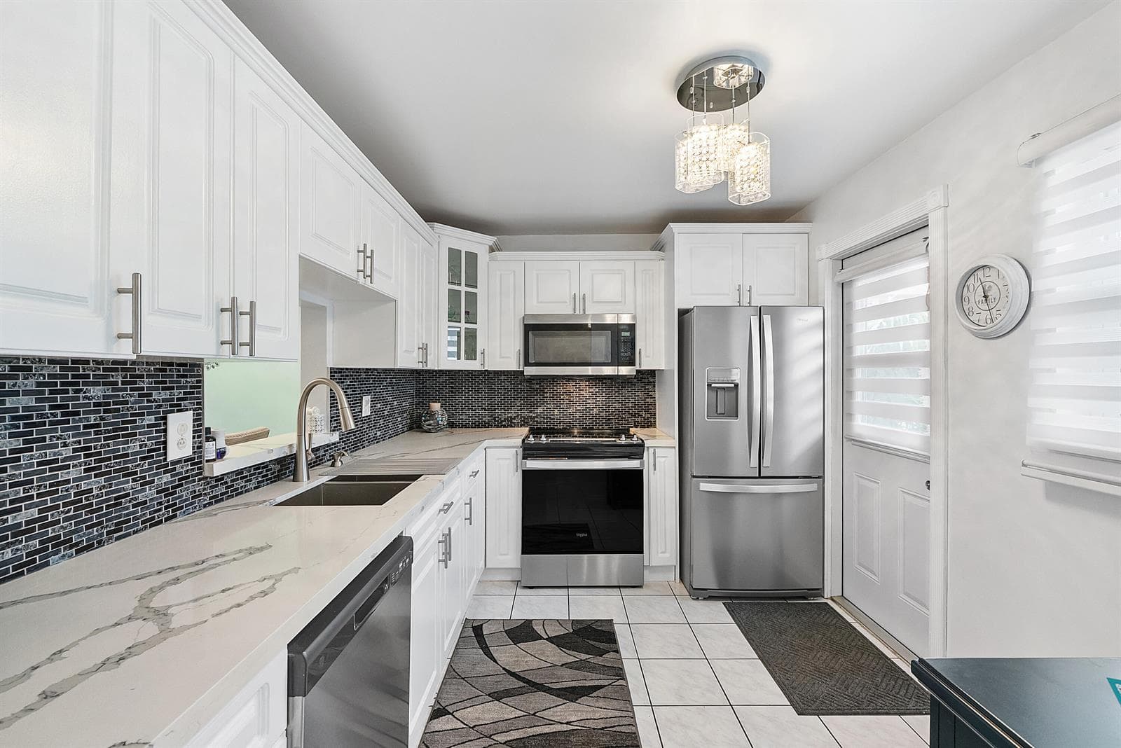 219 Ne 14th Ave u107_001