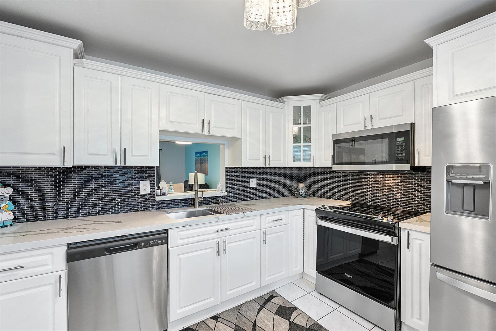 219 Ne 14th Ave u107_002