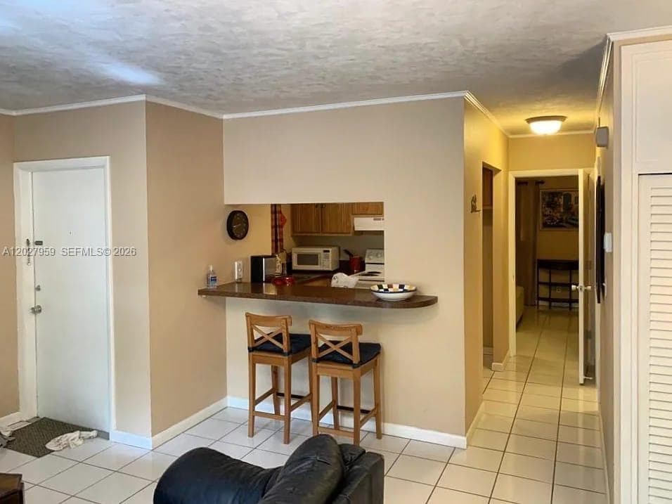 MIDDLE RIVER VILLAS CONDO · #203 in Fort Lauderdale - Photo 7