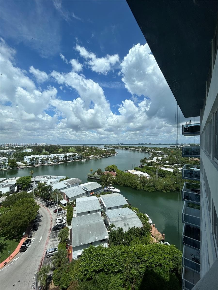 PARKVIEW POINT CONDO · #14D in Miami Beach - Photo 12