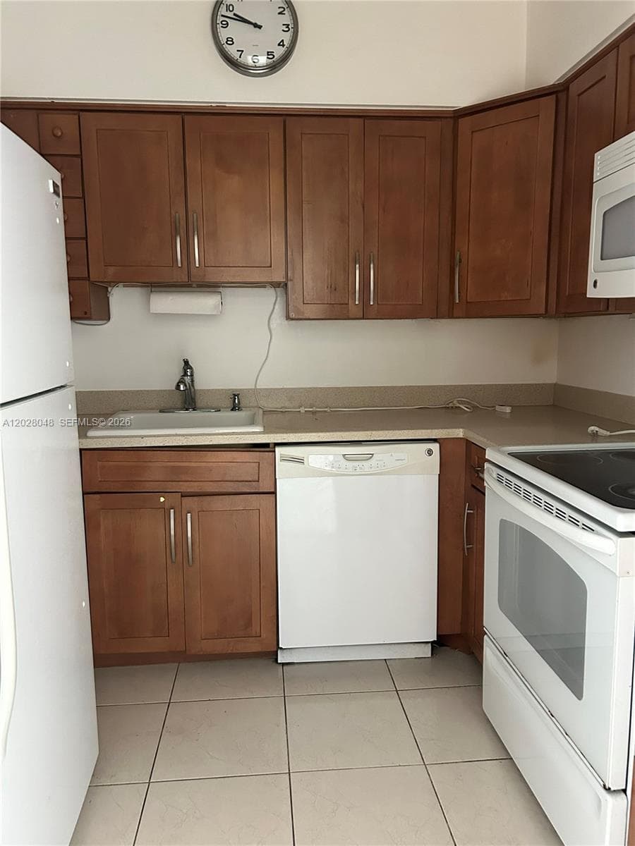 PARKVIEW POINT CONDO · #14D in Miami Beach - Photo 4