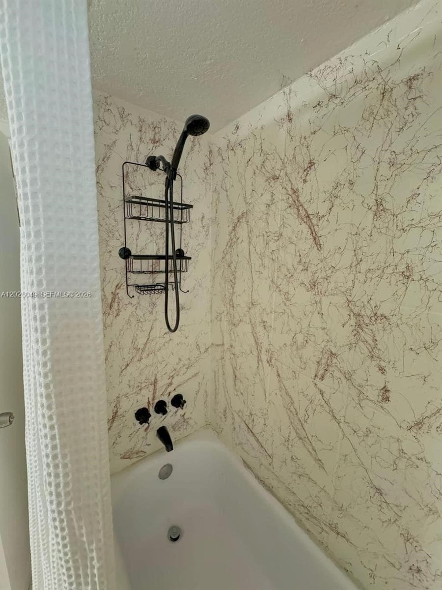 THIRD HORIZONS CONDO · #241 in Miami - Photo 16