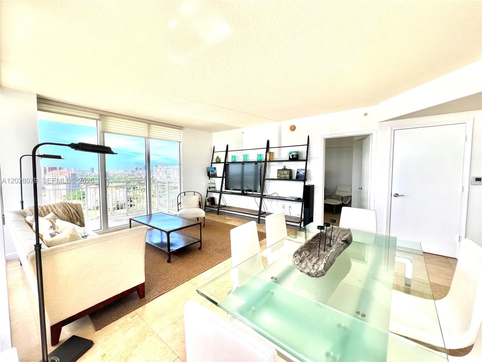 TURNBERRY ON THE GREEN · #2313 in Aventura - Photo 2