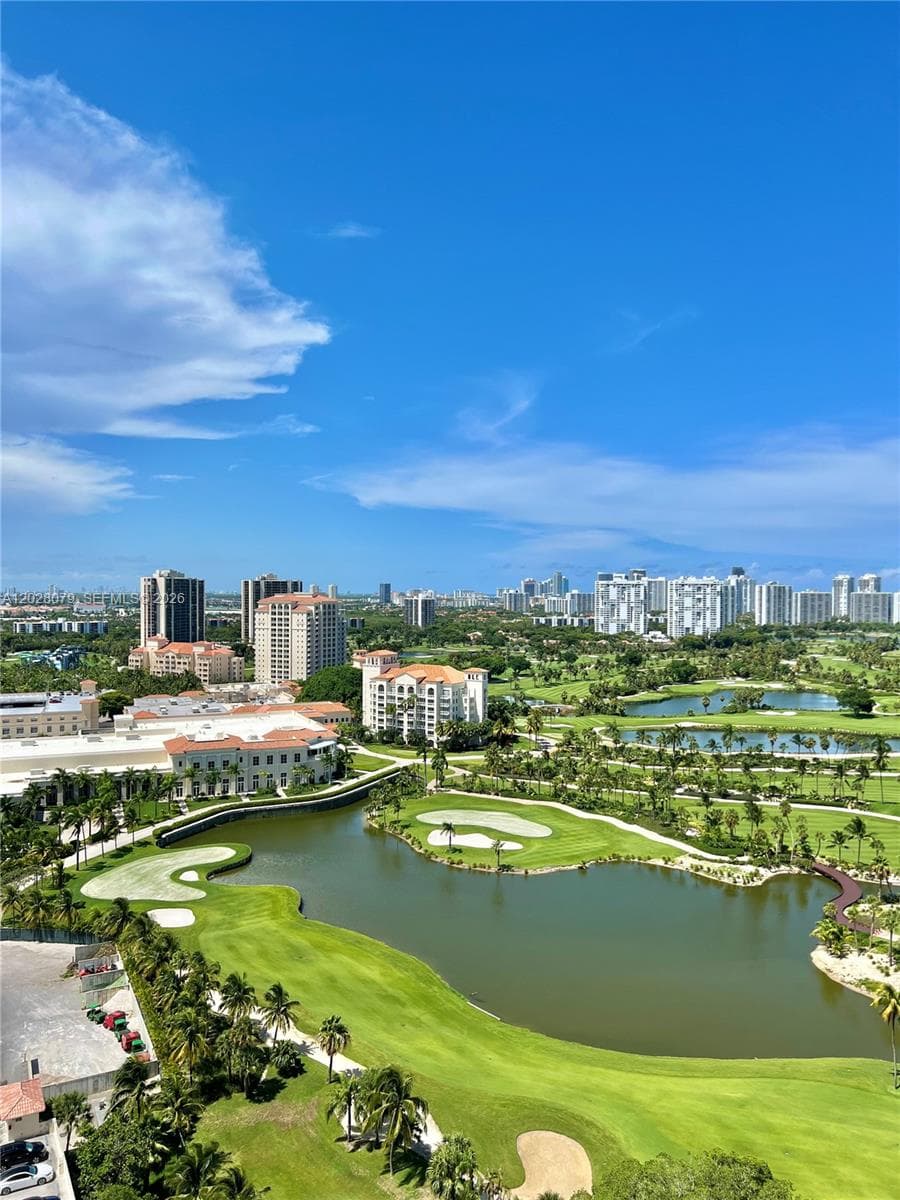 TURNBERRY ON THE GREEN · #2313 in Aventura - Photo 5