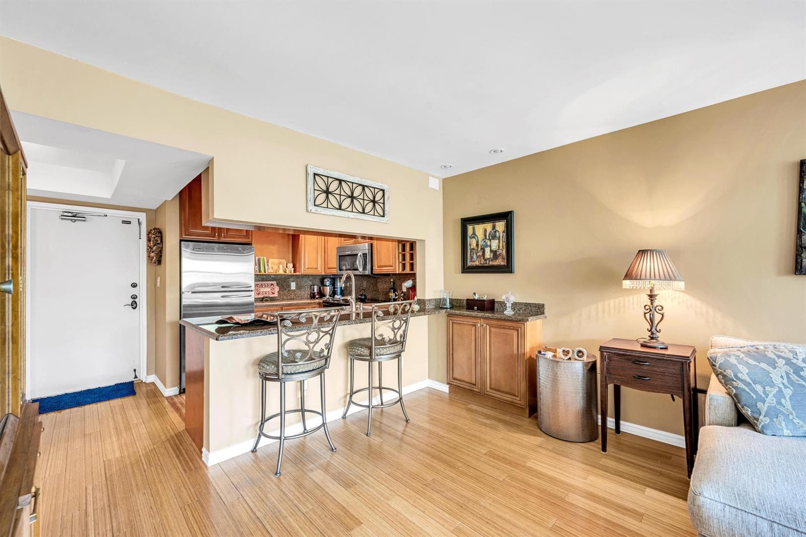 615 NE 12TH -4