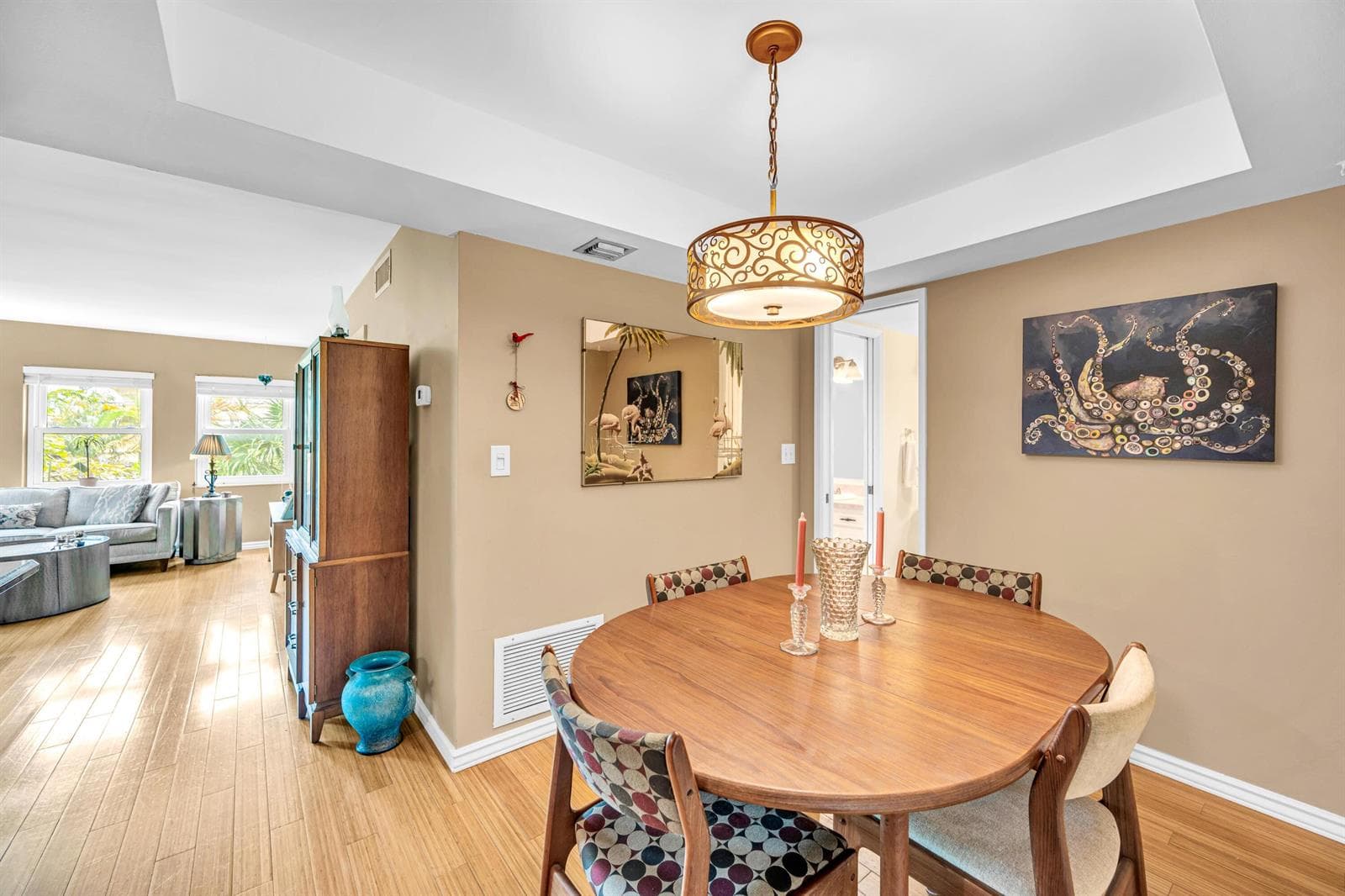 615 NE 12TH -12