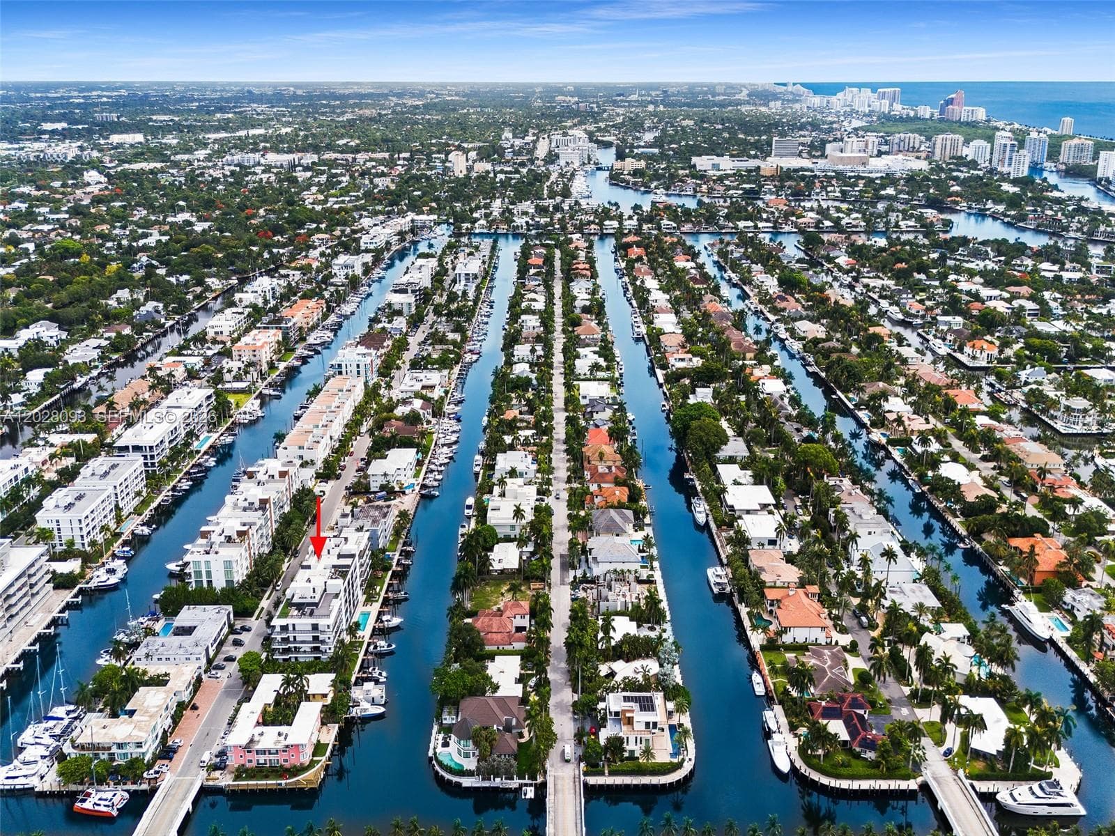 AQUALUNA · #403 in Fort Lauderdale - Photo 37