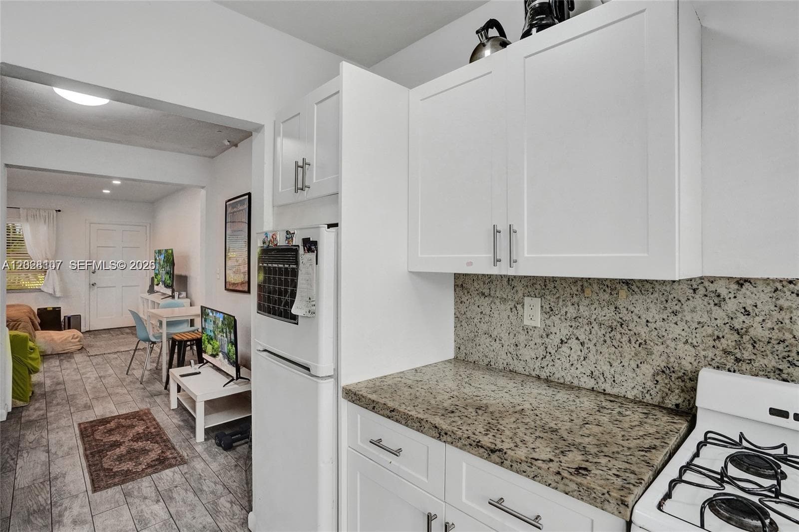 MERIDIAN COURT CONDO · #104 in Miami Beach - Photo 7