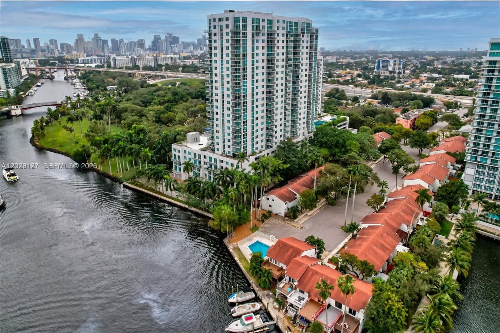 RIVER CLUB TOWNHOUSE COND · #5A in Miami - Photo 36