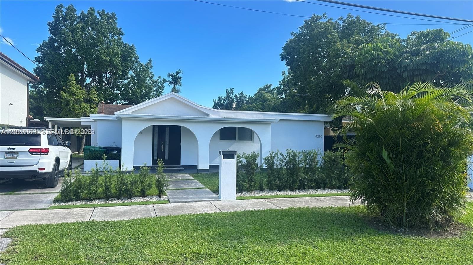 TAMIAMI GROVES NO 2 · #B in Miami - Photo 1