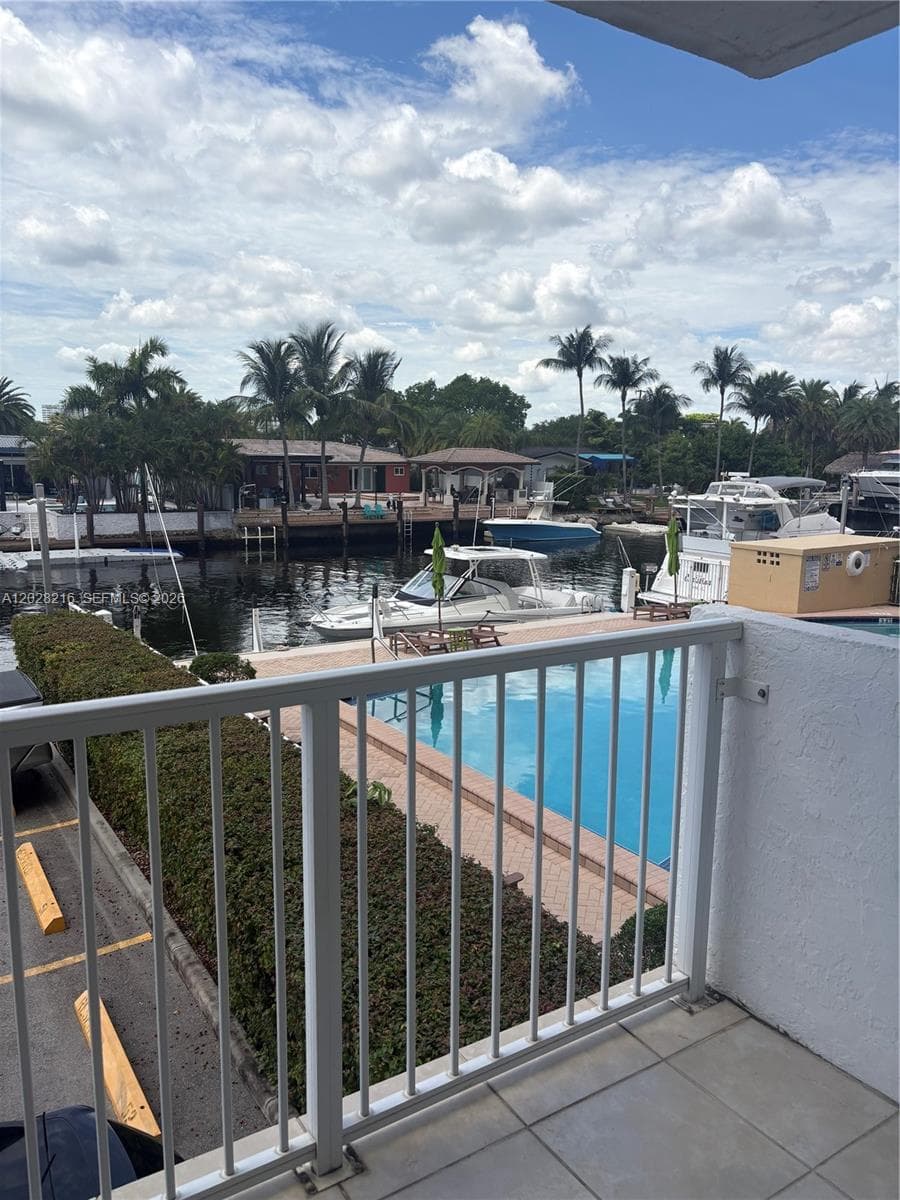 KEYSTONE TOWERS CONDO · #208 in North Miami - Photo 9