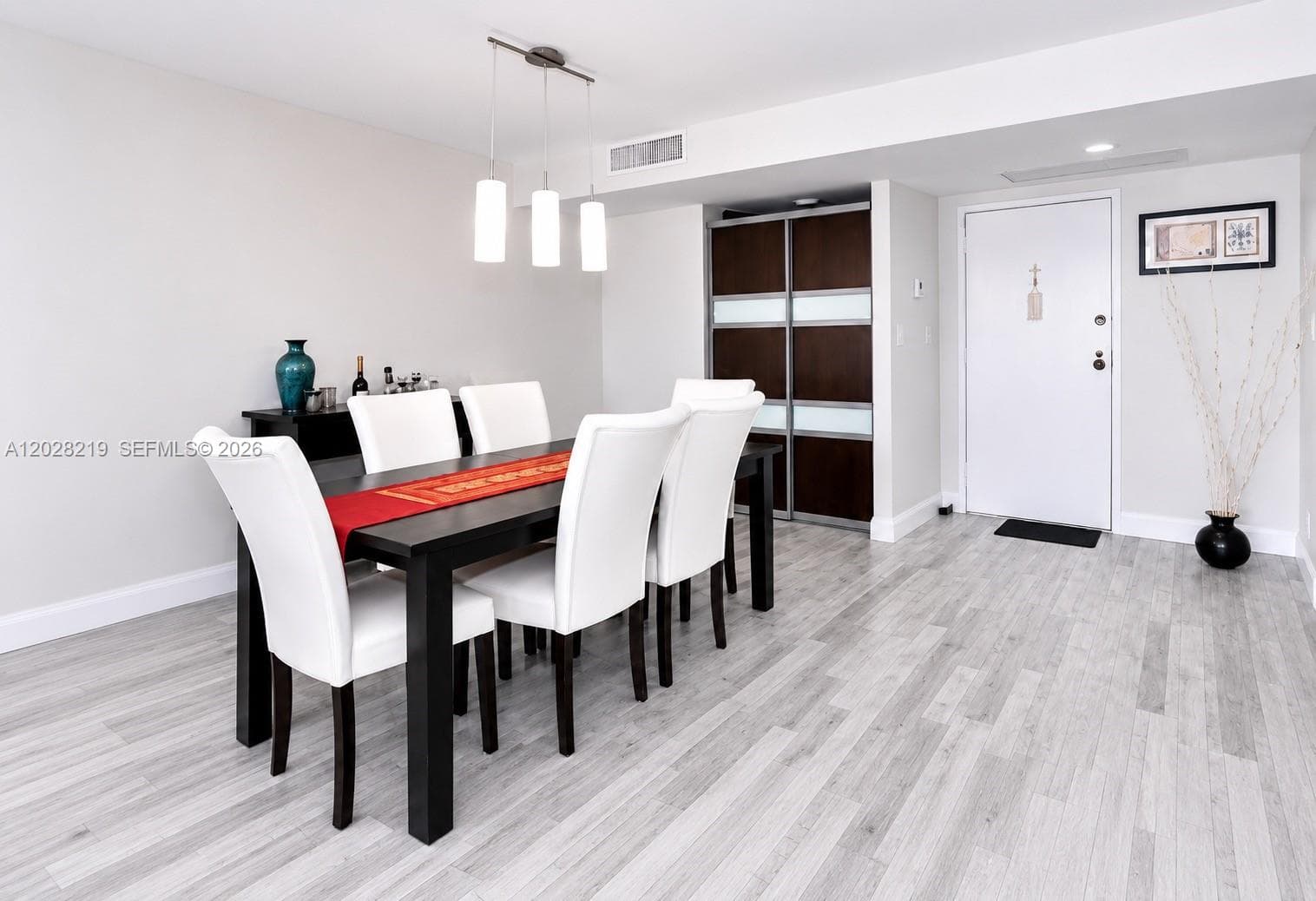 Olympus Condominiums · #1815 in Hallandale Beach - Photo 4