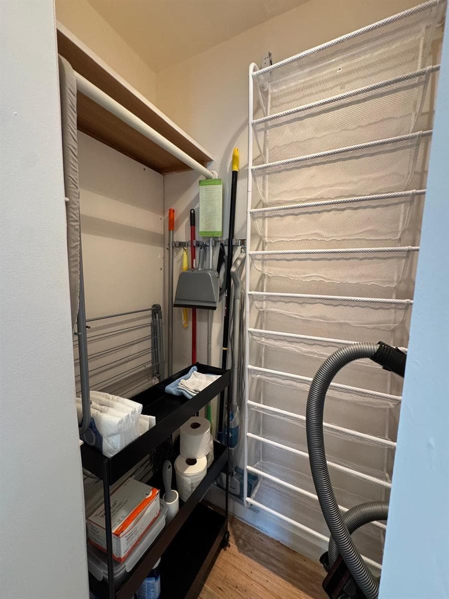 815 Closet