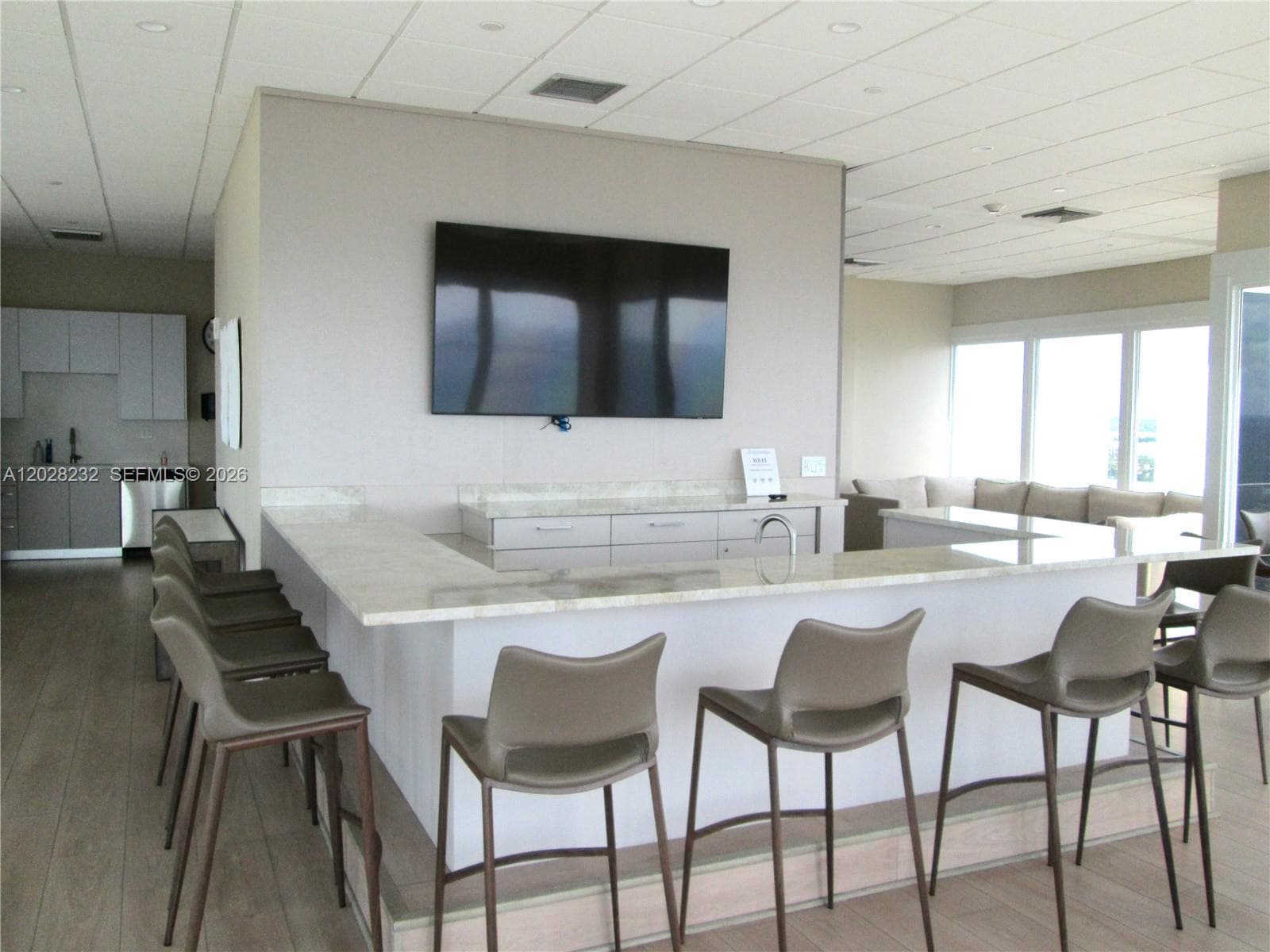 Skyroom Lounge