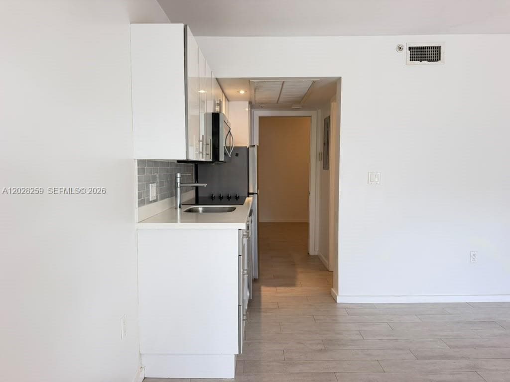 Erika Condo · #104 in Miami Beach - Photo 4