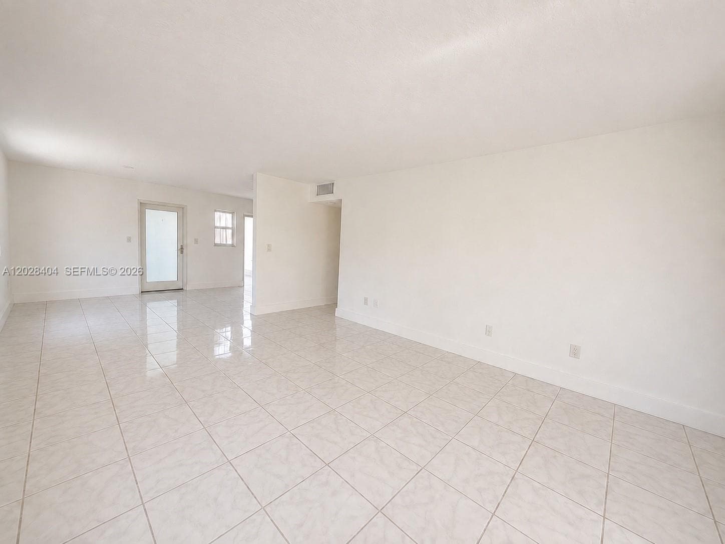Lincoln Plaza Condo · #301 in Miami Beach - Photo 3