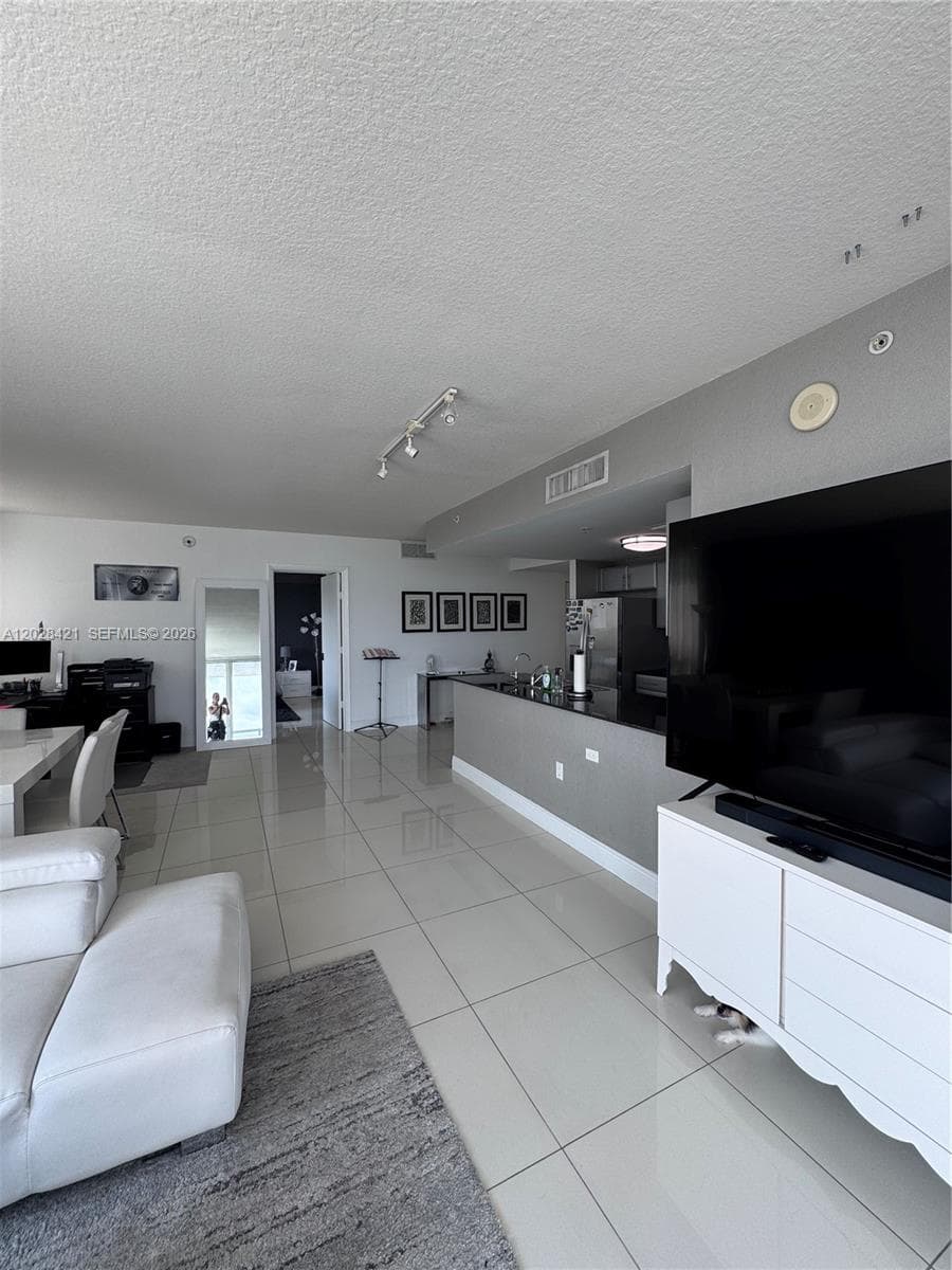 Terrazas Riverpark · #906 in Miami - Photo 5