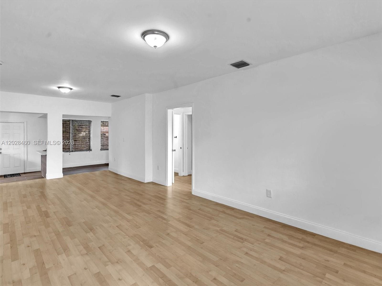 1365 NE 130th St photo 32