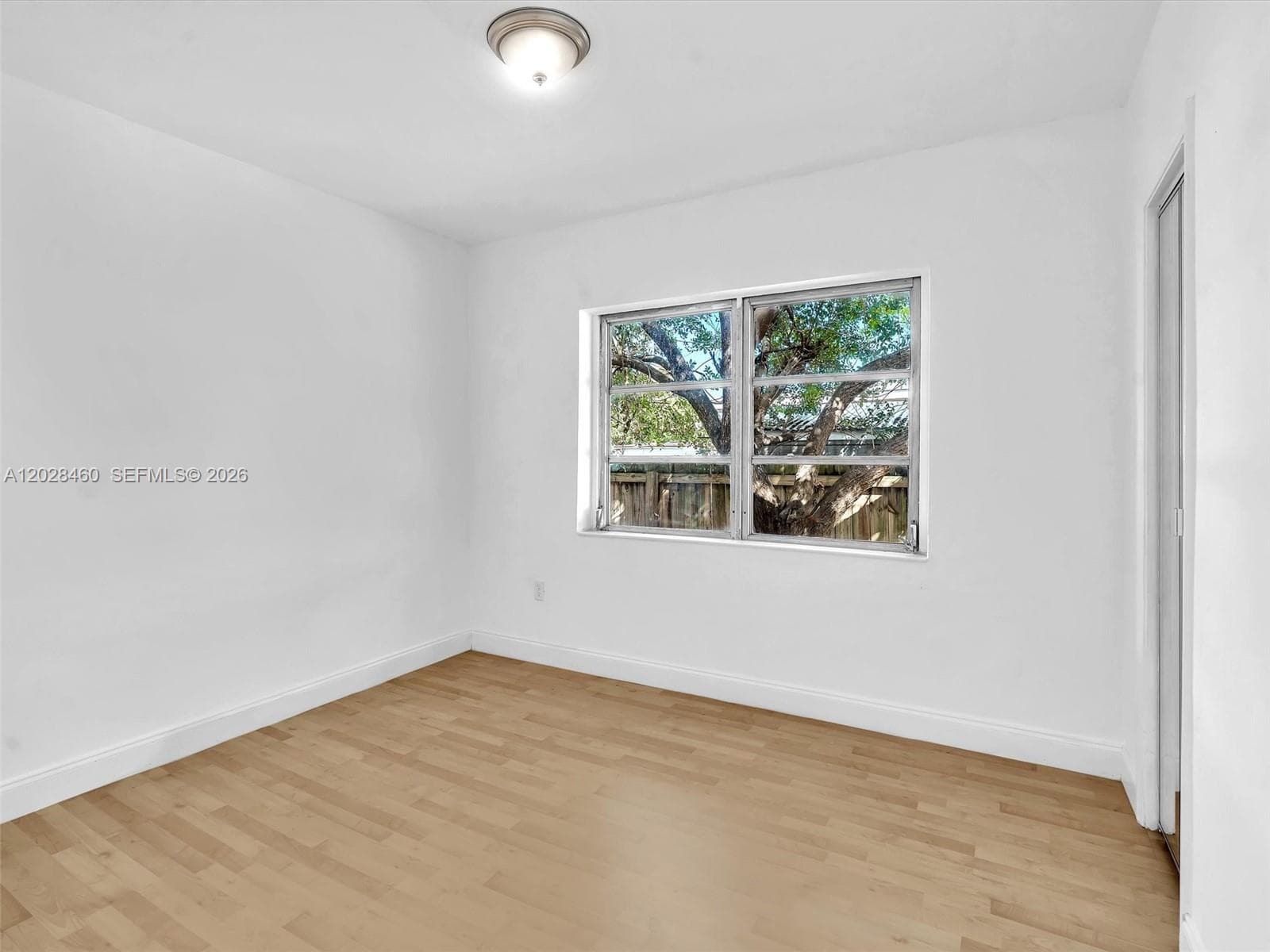 1365 NE 130th St photo 8