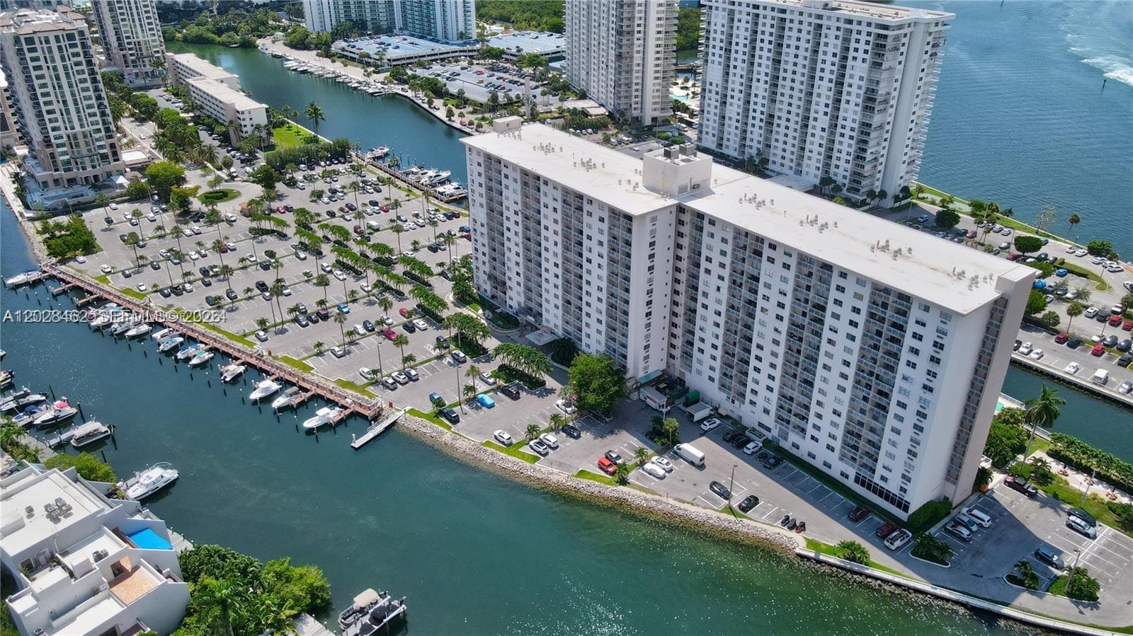 COASTAL TOWERS CONDO · #104 in Sunny Isles Beach - Photo 11