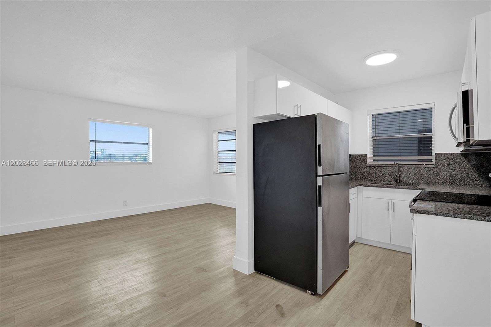 HALLANDALE PARK NO 2 · #105 in Hallandale Beach - Photo 24