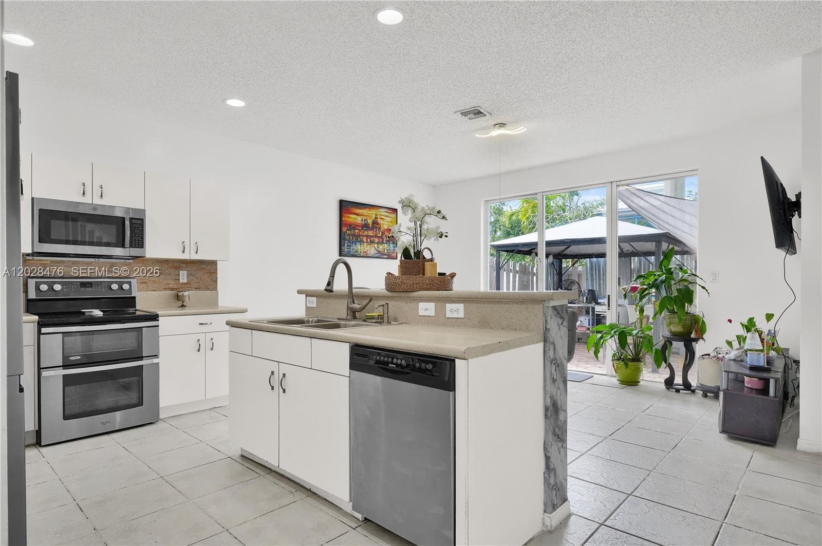 4287 NE 10 ct photo 22