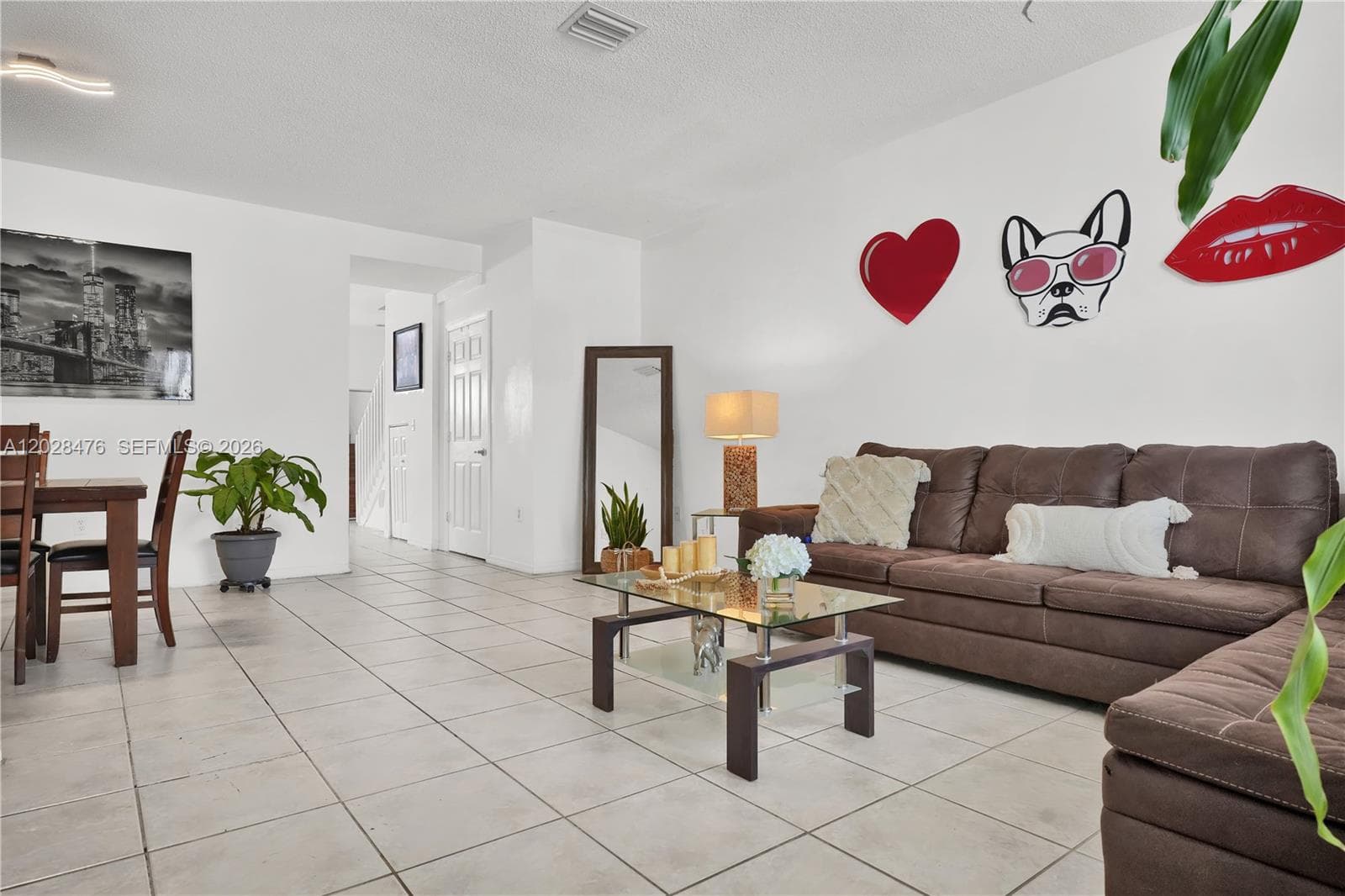 4287 NE 10 ct photo 7
