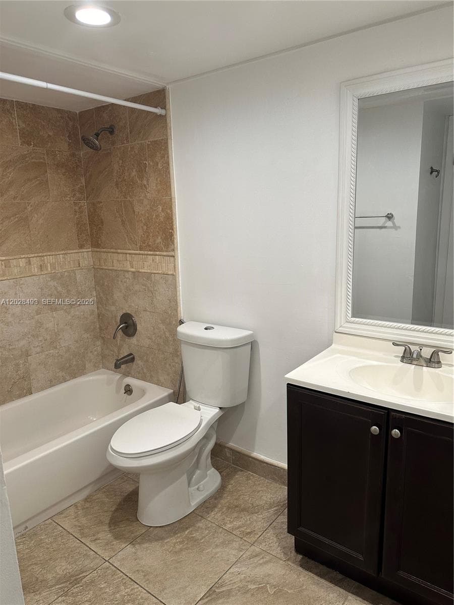 Las Vistas at Doral · #119 in Doral - Photo 6