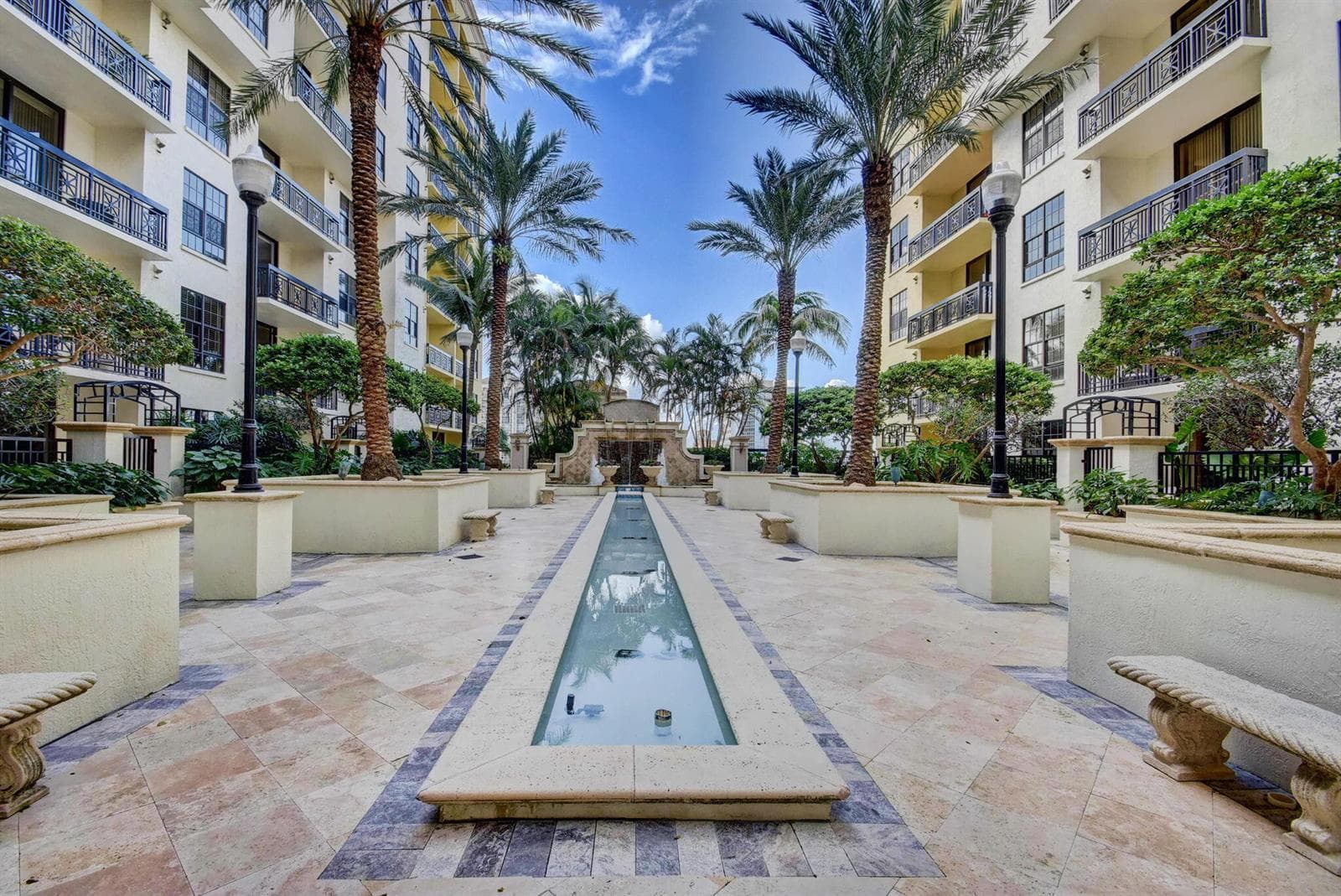 108-web-or-mls-128-print-801 S Olive (1)