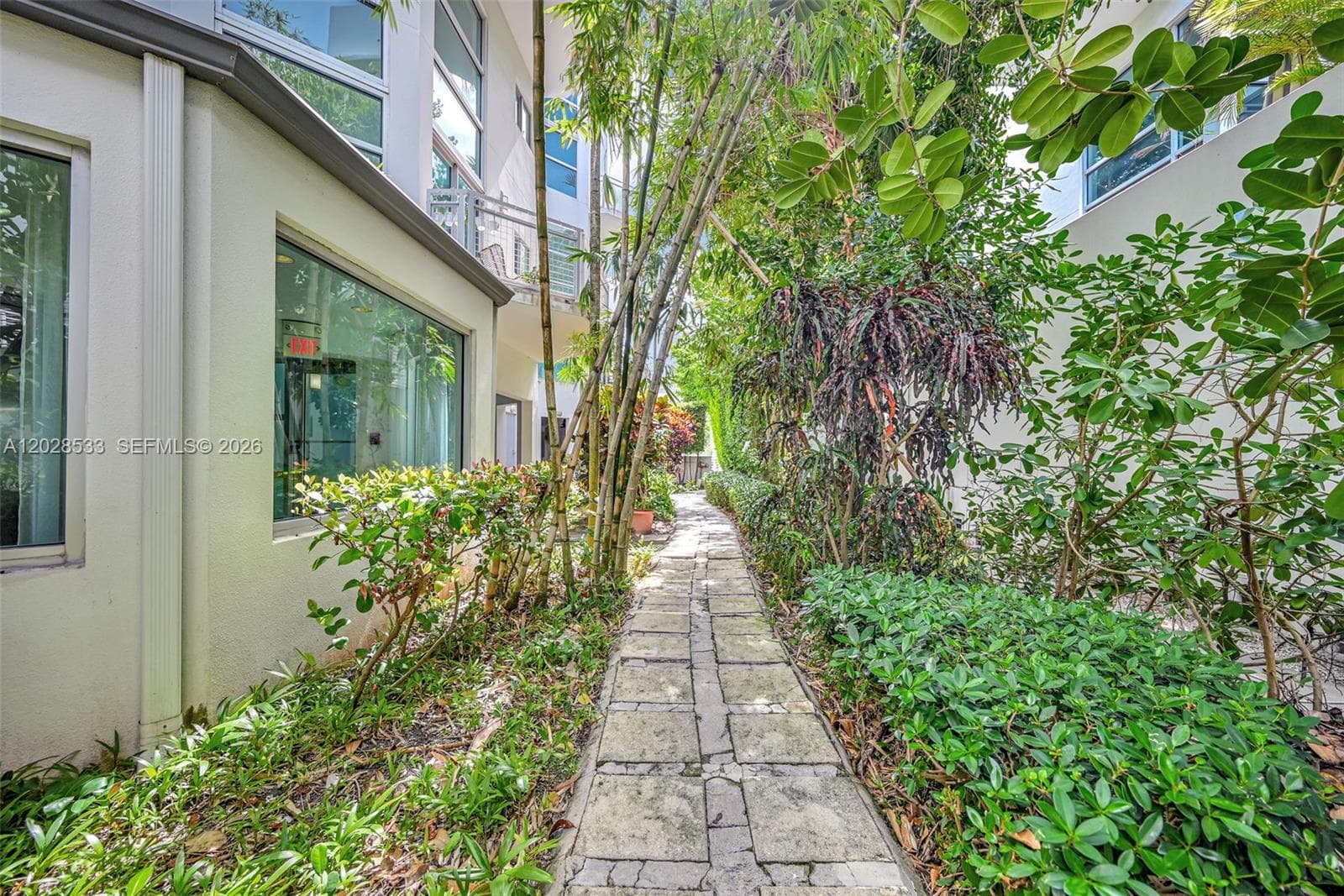 VILAZUL SEASIDE LOFTS CON · #5 in Miami Beach - Photo 46
