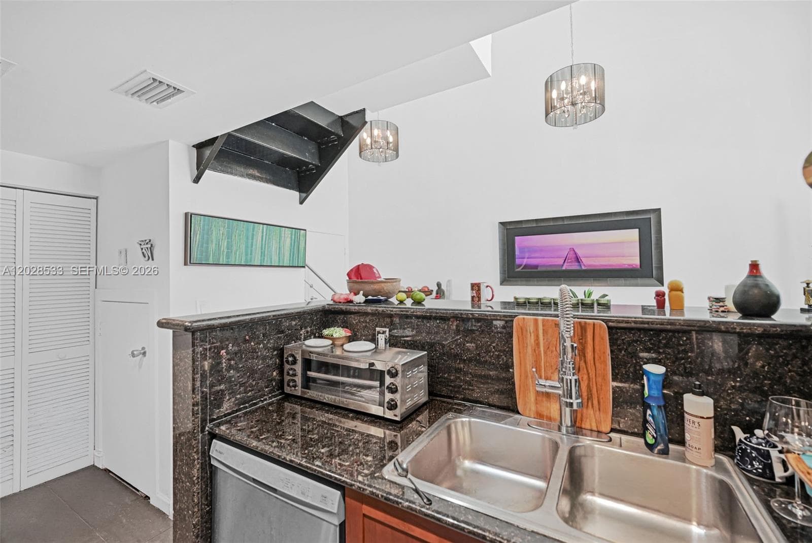 VILAZUL SEASIDE LOFTS CON · #5 in Miami Beach - Photo 13