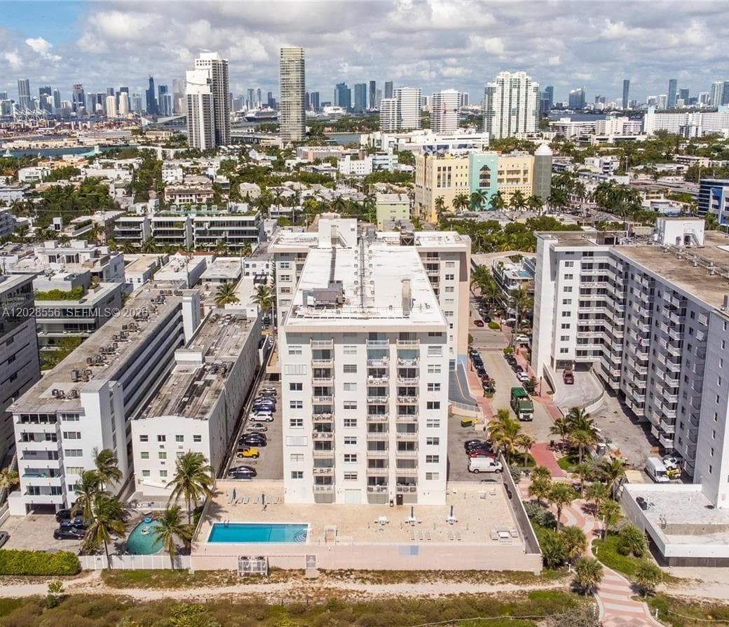 OCEAN POINT CONDO · #602 in Miami Beach - Photo 1
