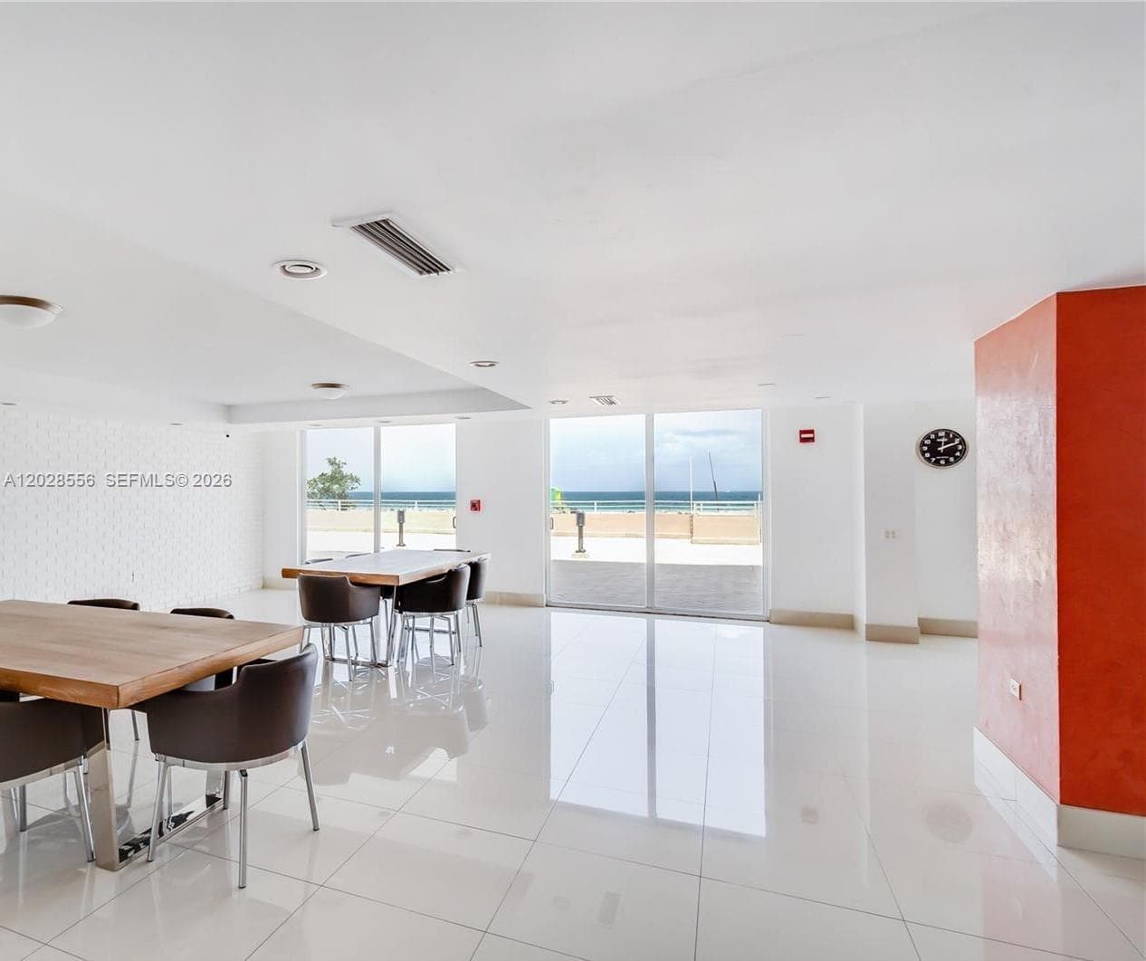 OCEAN POINT CONDO · #602 in Miami Beach - Photo 8