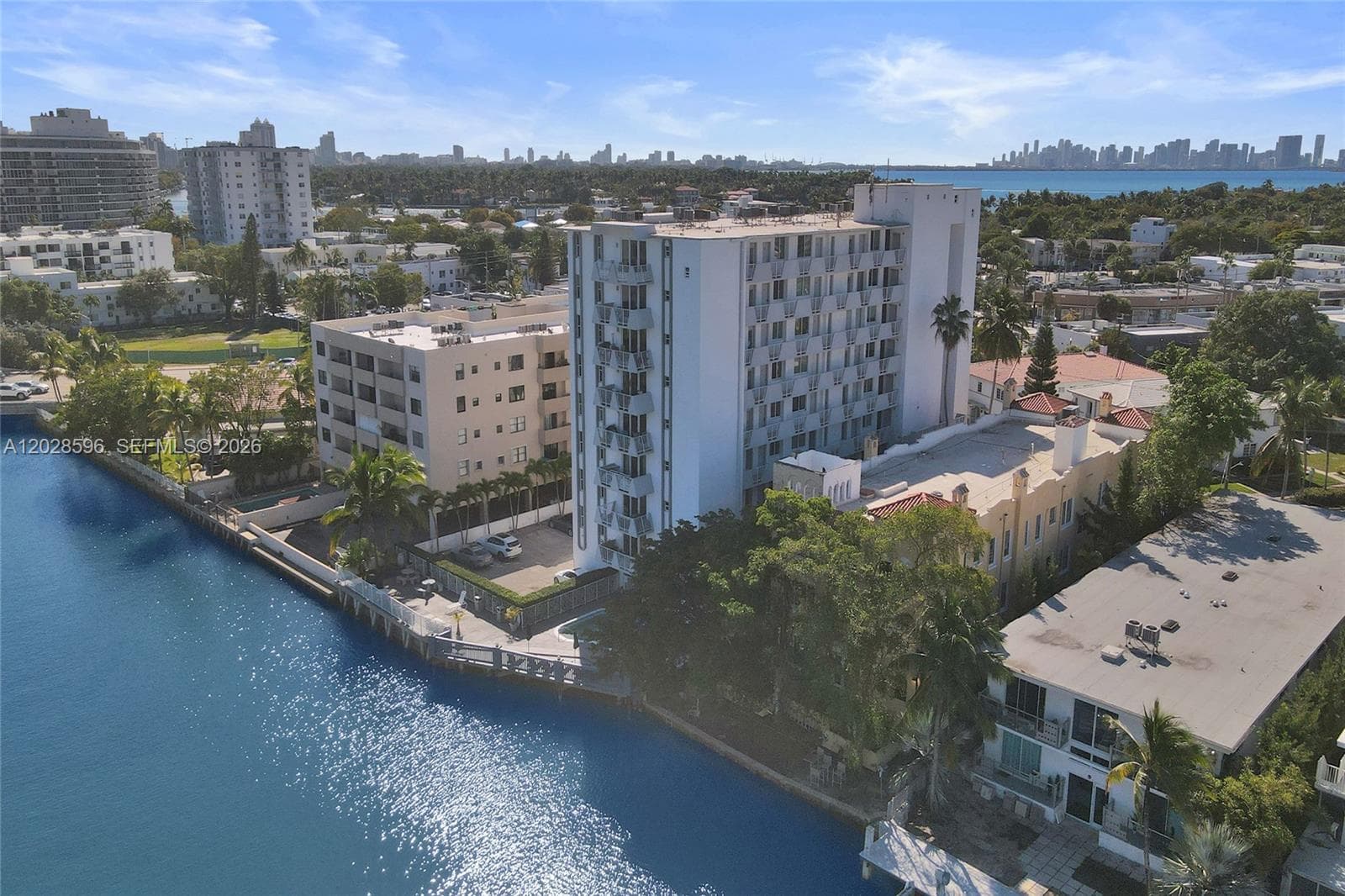 The Knightsbridge · #305 in Miami Beach - Photo 16