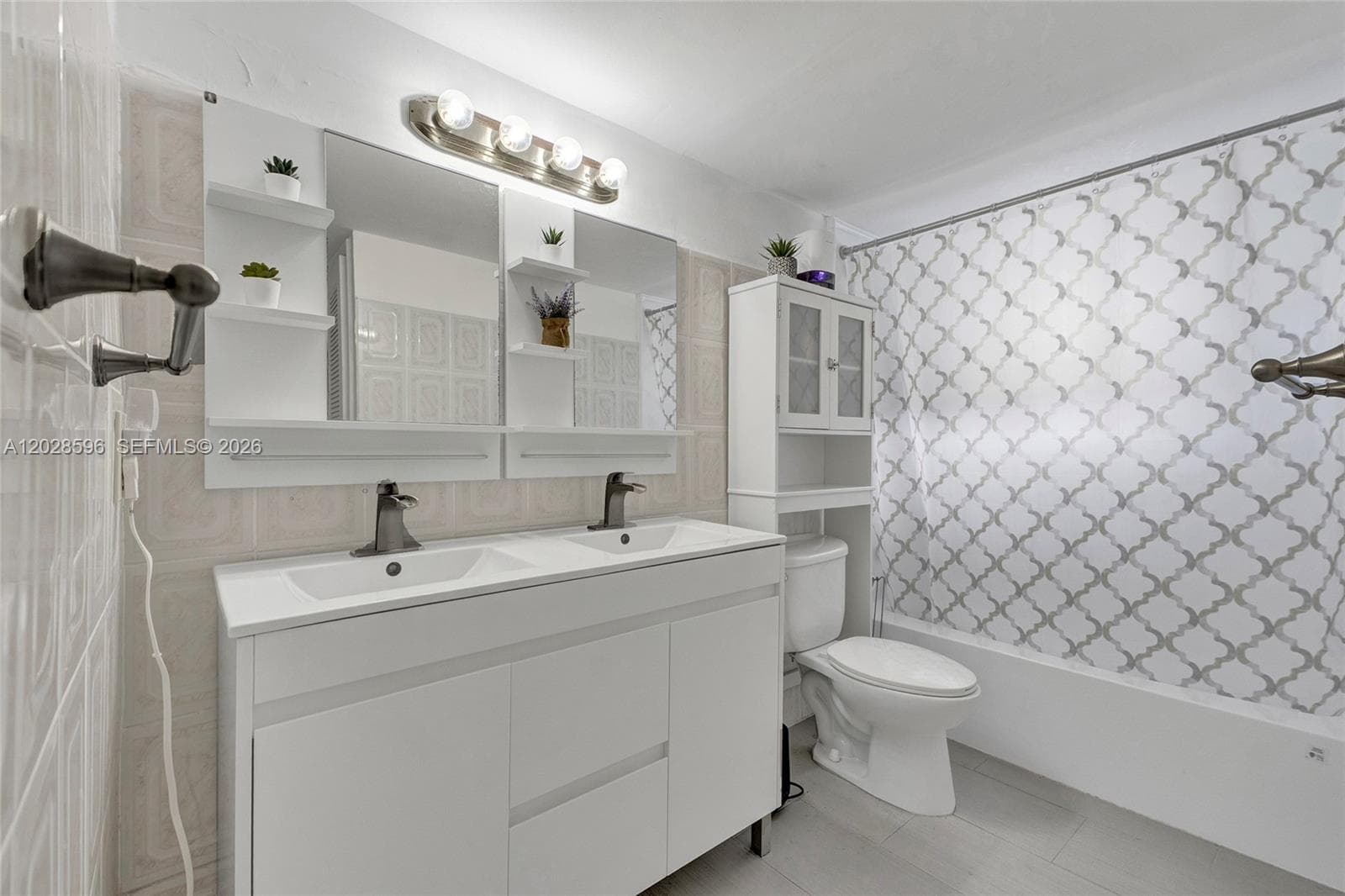 The Knightsbridge · #305 in Miami Beach - Photo 8
