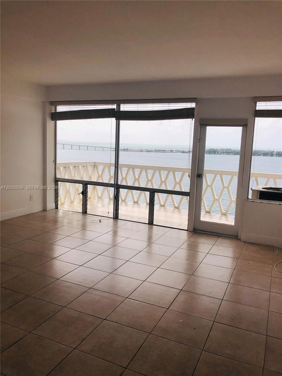 BAYSHORE CO OP INC · #PH-5 in Miami - Photo 6