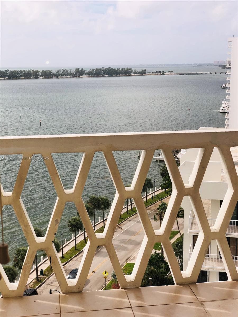 BAYSHORE CO OP INC · #PH-5 in Miami - Photo 1
