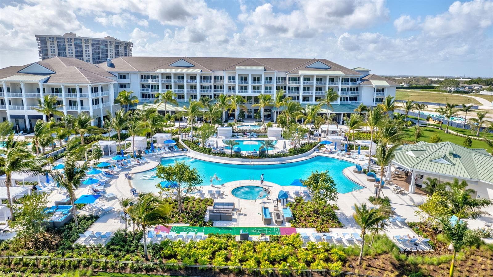 MARRIOT HOTEL IN THE COMMUNITY