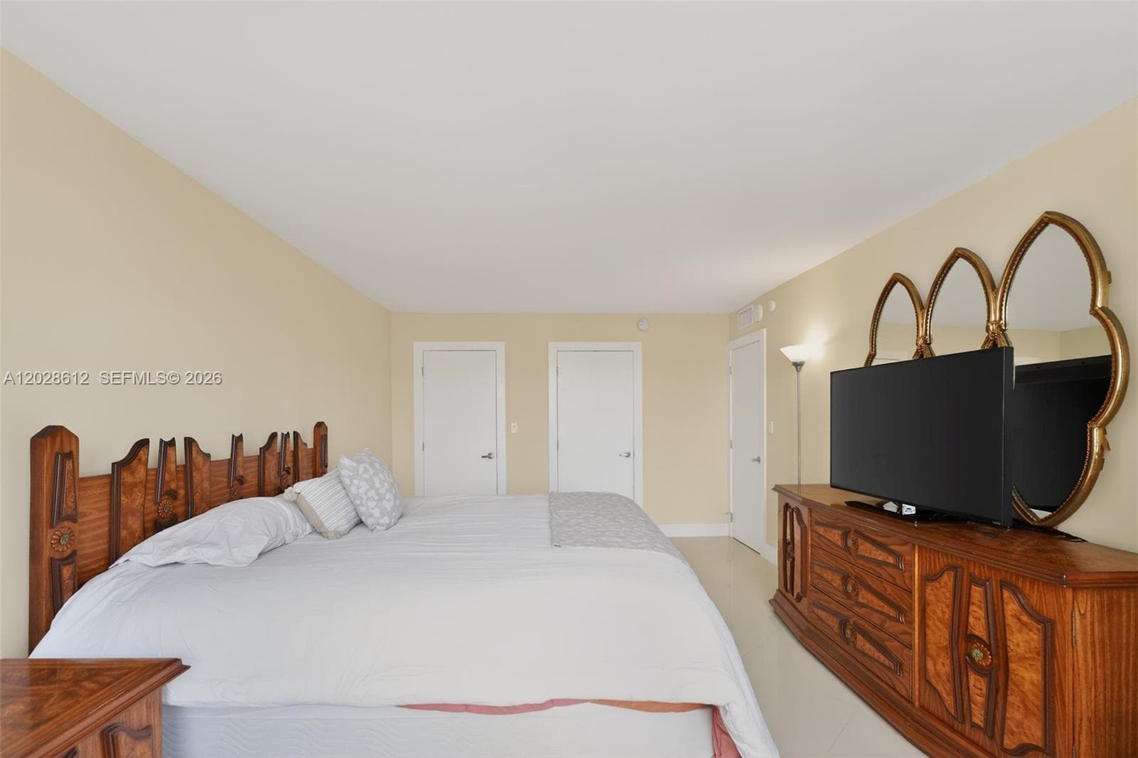 Winston Towers 300 Condo · #902 in Sunny Isles Beach - Photo 17