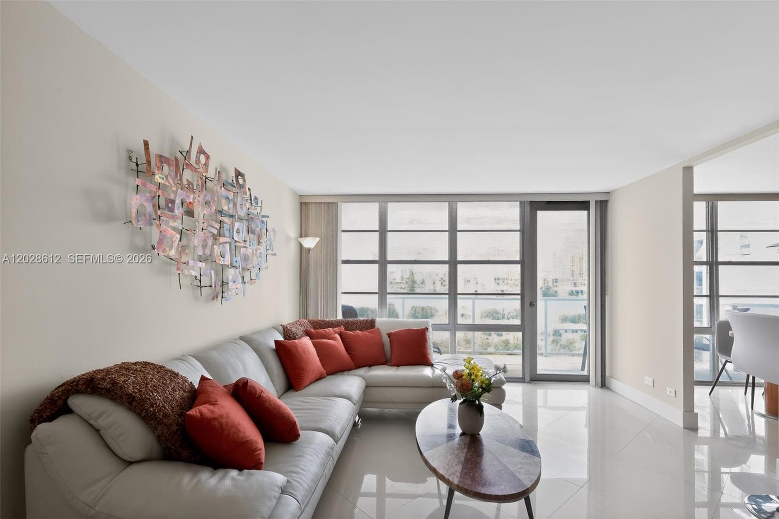 Winston Towers 300 Condo · #902 in Sunny Isles Beach - Photo 4