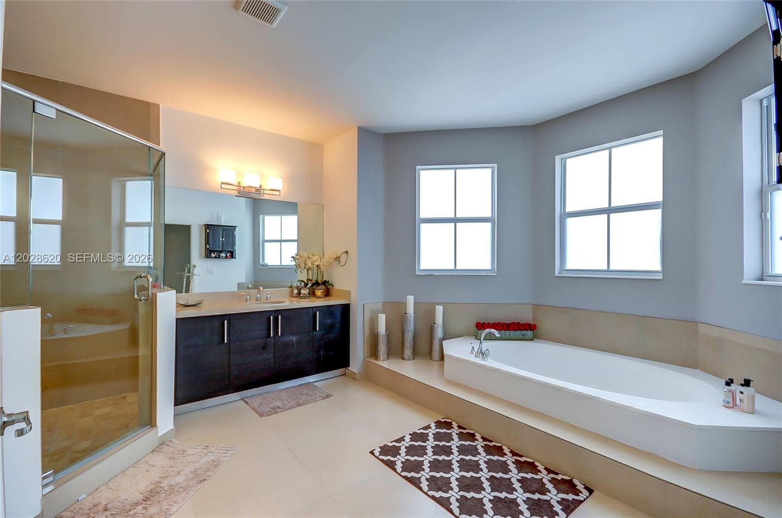 MASTER BATHROOM 1