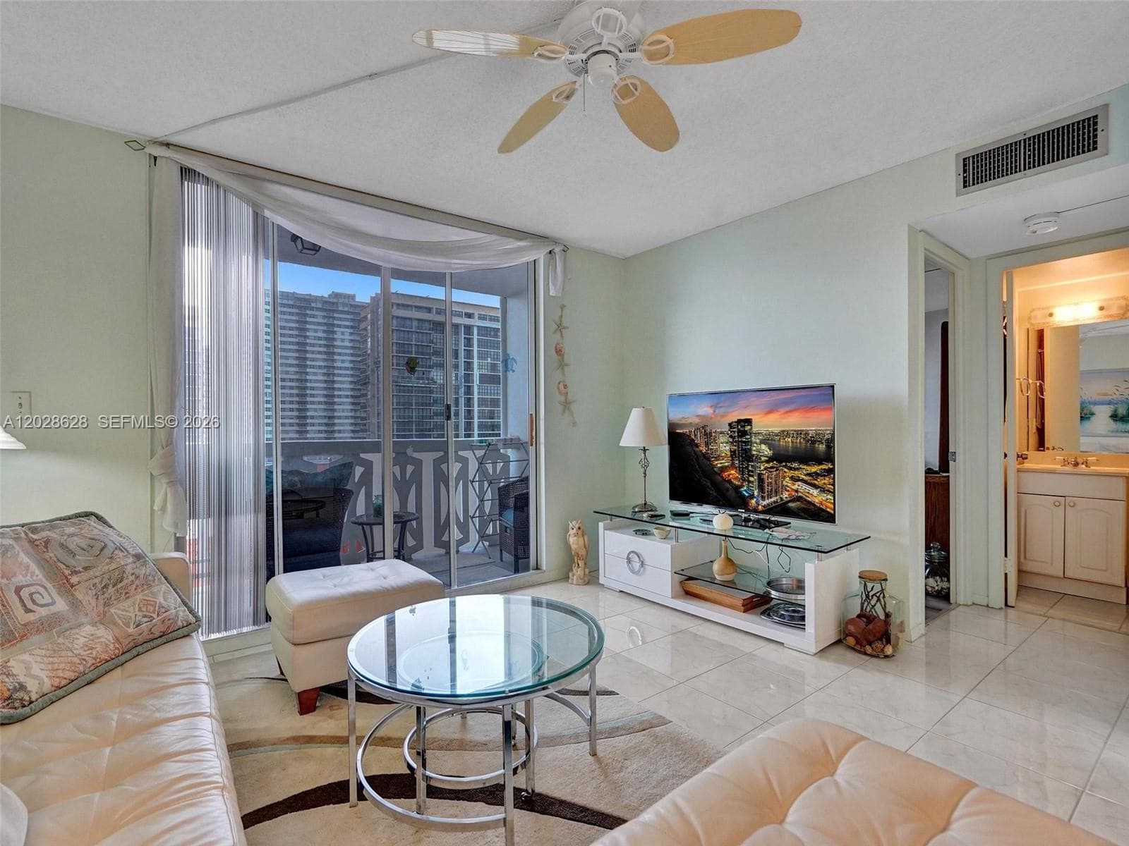 ASHLEIGH HOUSE CONDO · #603 in Hallandale Beach - Photo 2