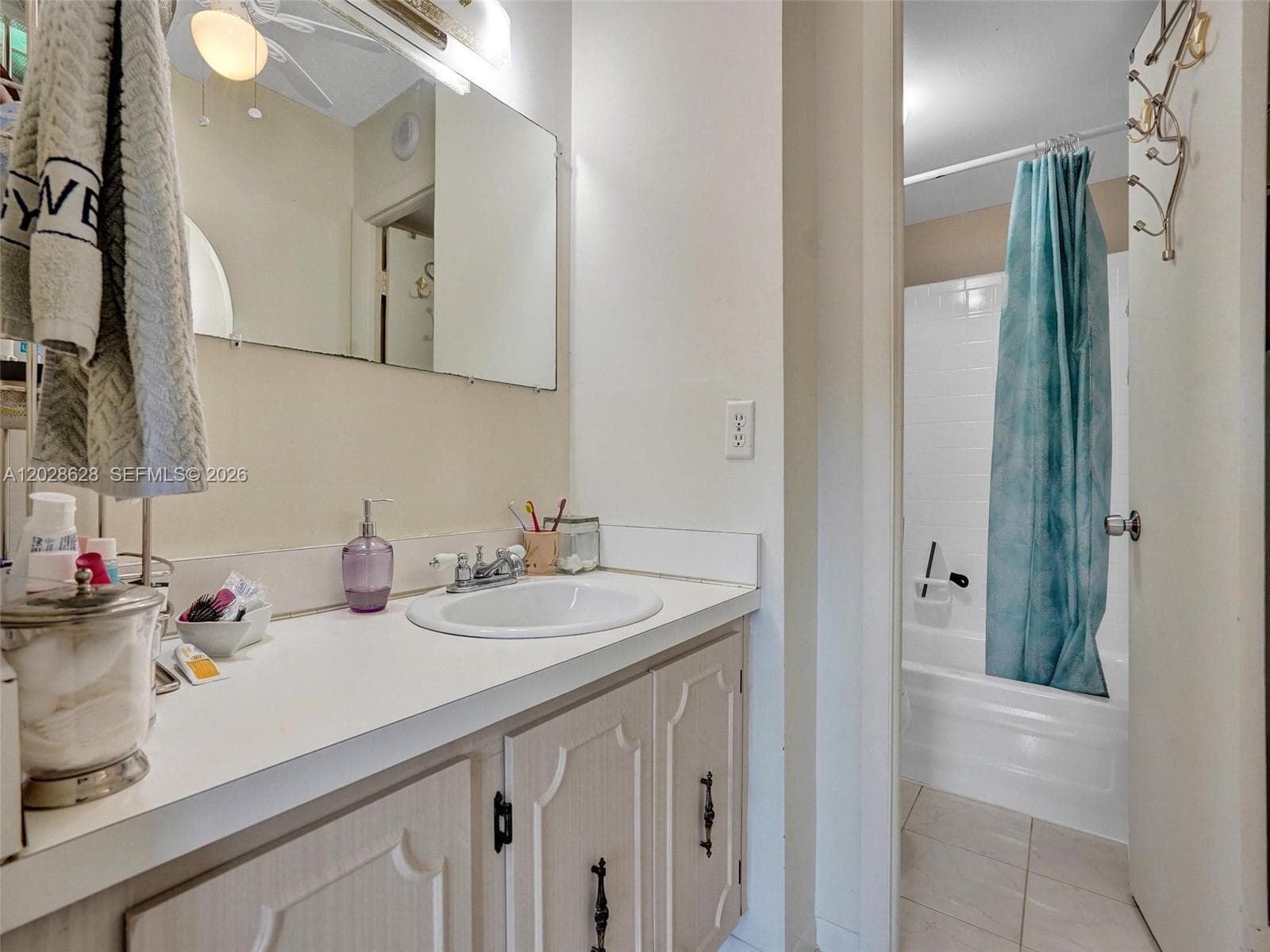 ASHLEIGH HOUSE CONDO · #603 in Hallandale Beach - Photo 7