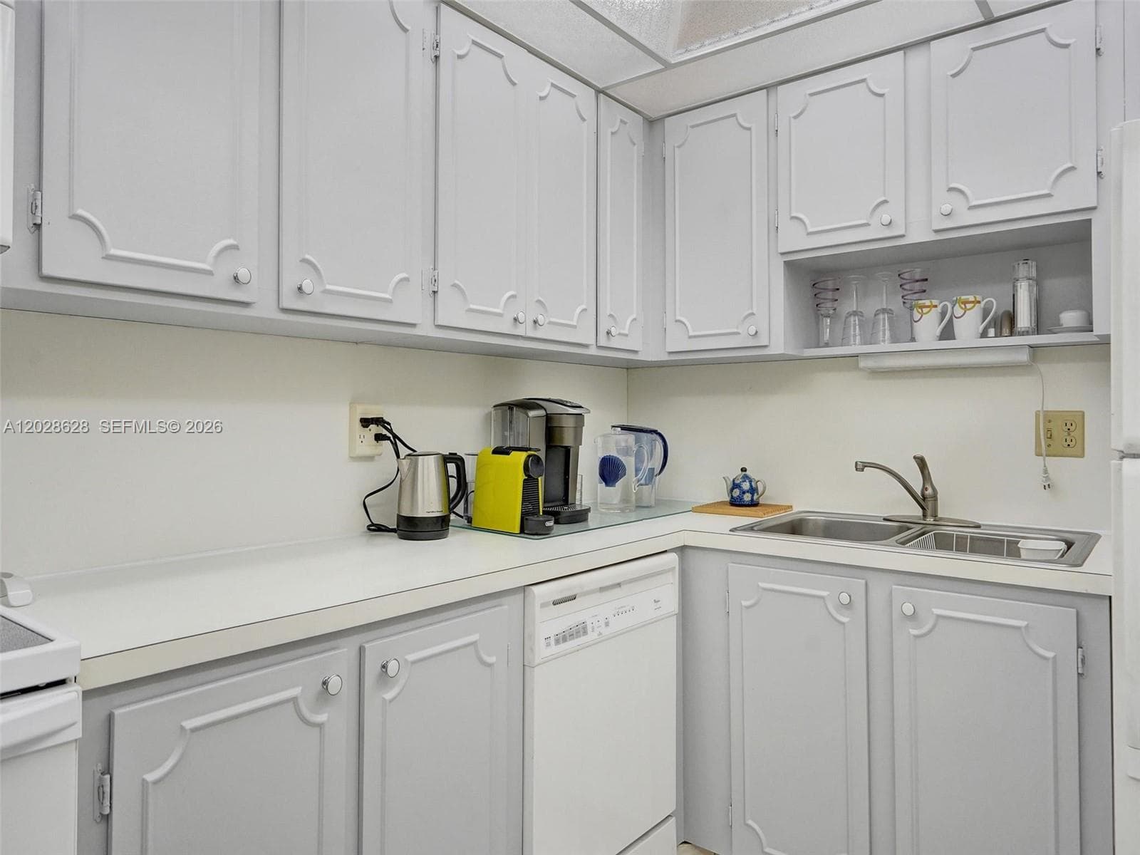 ASHLEIGH HOUSE CONDO · #603 in Hallandale Beach - Photo 19